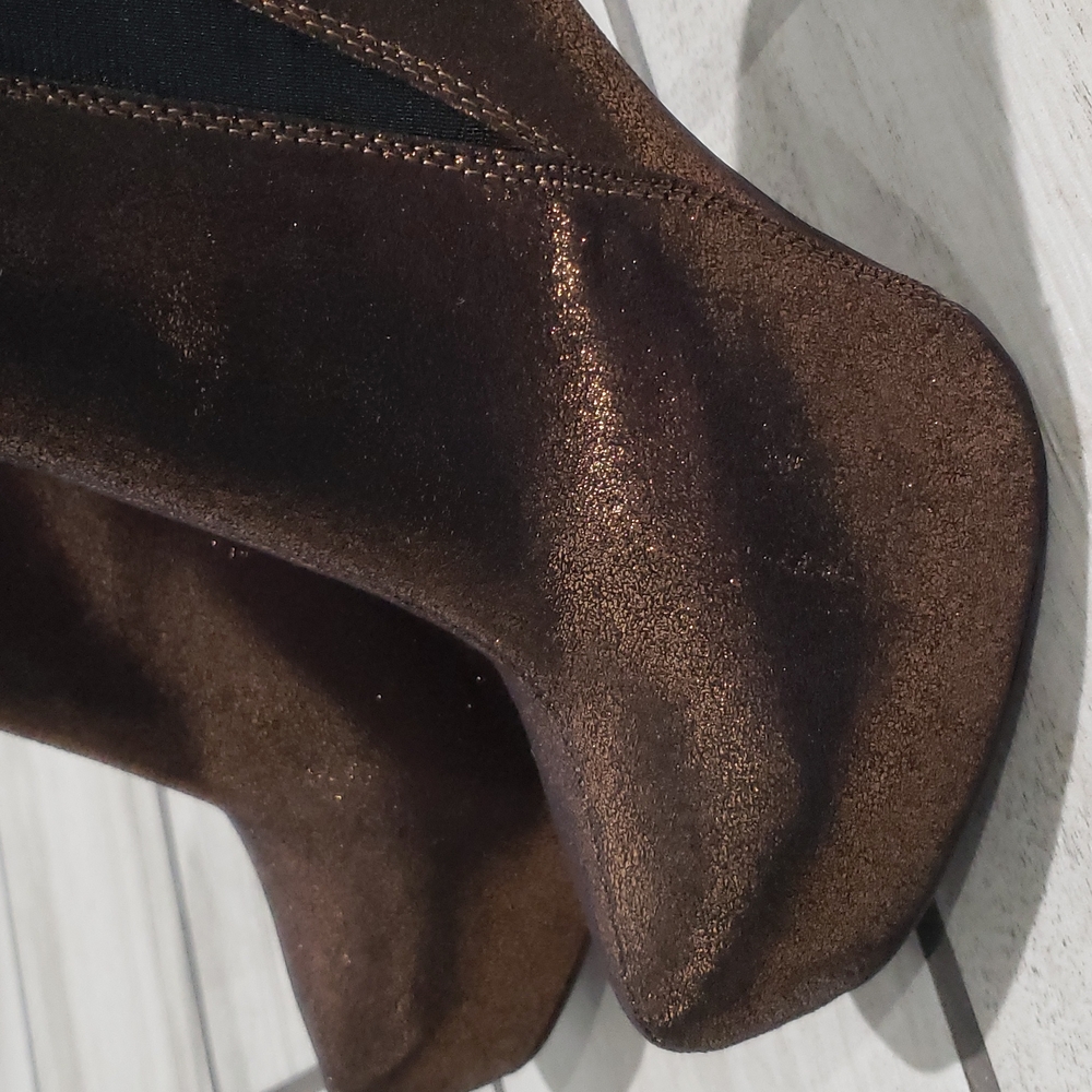 ROCK & REPUBLIC  boots. - Picture 3 of 14